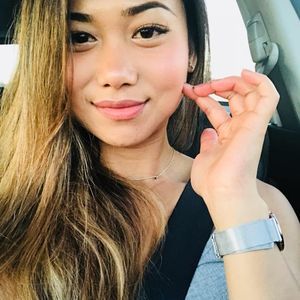 Meet your Posher, Genevieve